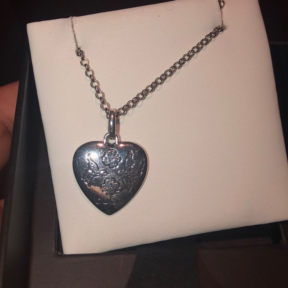 Gucci “Blind for love” Necklace